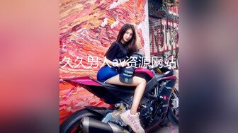 【新片速遞】 漂亮美眉 来脚分开 手抱着 纹身瘦弱小女友很听话 有点害羞 小娇乳 被无套输出 [89MB/MP4/01:32]